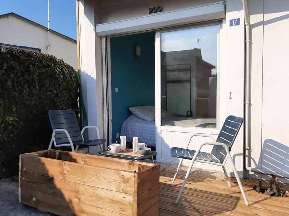 Les Heures Tranquilles - Vue Mer - 50M De La Plage Saint-Côme-de-Fresné 外观 照片